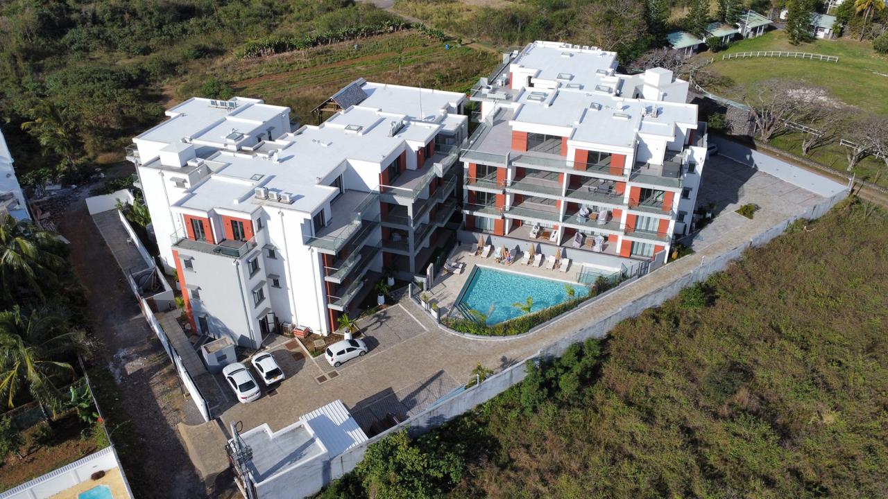A VENDRE PENTHOUSE ACCESSIBLE AUX ETRANGERS VUE MER TROU AUX BICHES PAR LUXURIEL GROUP